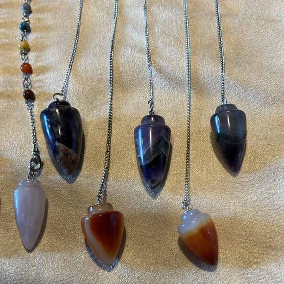 Big 20 pc lot of ladies/girls handmade pendulums with empty wooden cigar box - Picture 6 of 9